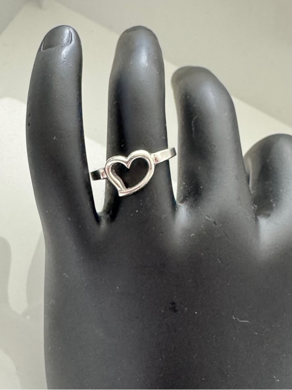 Vintage Sterling Silver 925 LA Open‎ Love Heart Ring - Women's Jewelry size 6